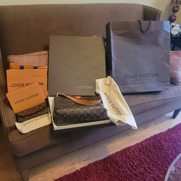 Graceful PM, Emilie Wallet. Box, Storage & Shopping Bags for both items - Picture 8 of 8